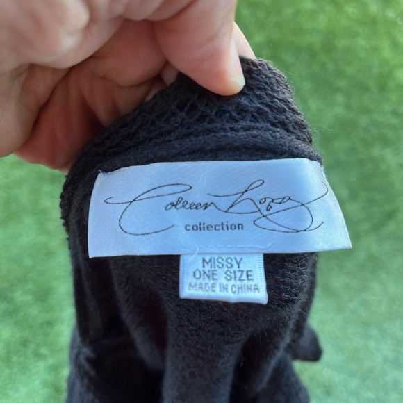 Women’s OS black chiffon soft shawl pullover by Colleen Lope - Picture 5 of 5